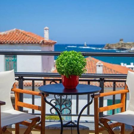 Seaview Stylish Flat In Andros - Walk To Beach 외부 사진