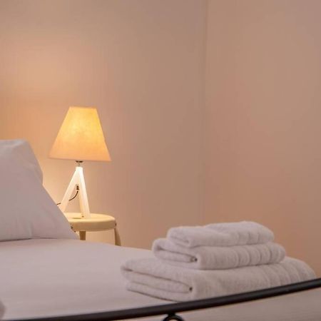 Seaview Stylish Flat In Andros - Walk To Beach 외부 사진