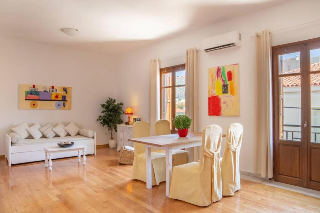 Seaview Stylish Flat In Andros - Walk To Beach 외부 사진